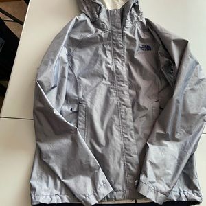 Used in great condition north face raincoat